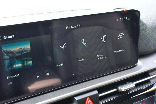 Photo of 2026 Black Kia Sportage Hybrid