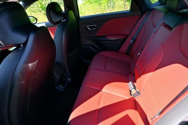 Photo of 2025 Aurora Black Pearl Kia K4