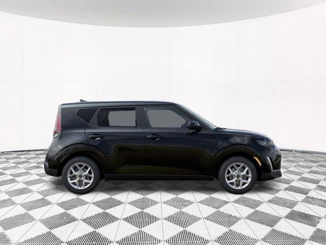 Photo of 2025 Fusion Black Kia Soul