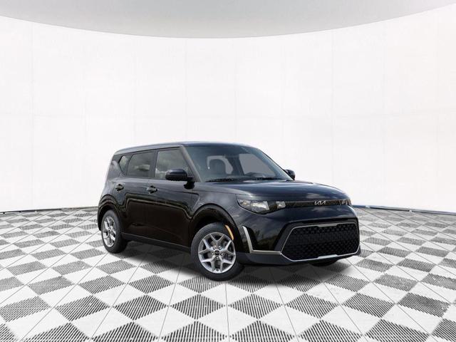 Photo of 2025 Fusion Black Kia Soul