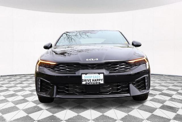 Photo of 2025 Aurora Black Pearl Kia K5