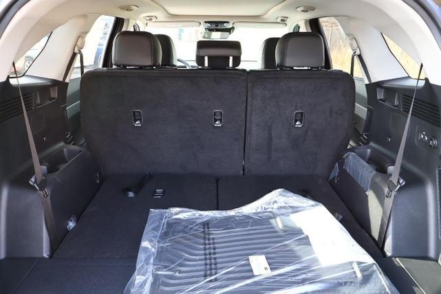 Photo of 2025 Black Kia Sorento