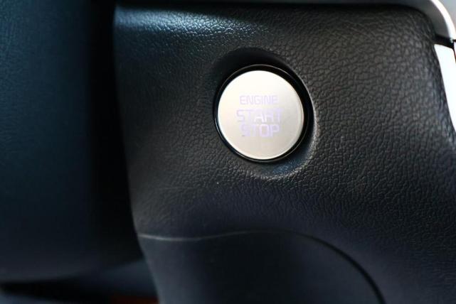 Photo of 2025 Black Kia Sorento