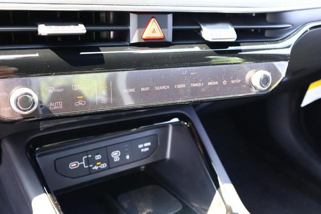 Photo of 2025 Gray Kia K5