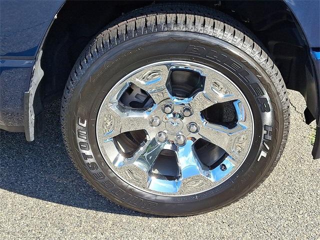 Photo of 2022 Patriot Blue Pearlcoat RAM 1500