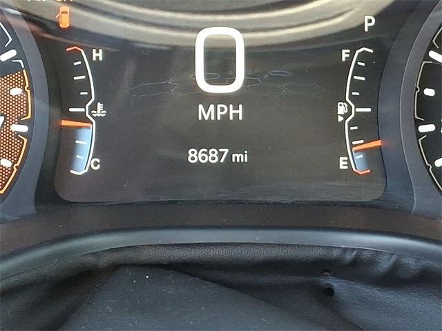 Photo of 2024 Hydro Blue Pearlcoat Jeep Compass