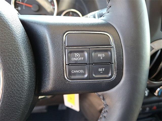 Photo of 2016 Bright White Clearcoat Jeep Wrangler Unlimited