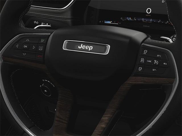 Photo of 2025 Silver Zynith Jeep Grand Cherokee