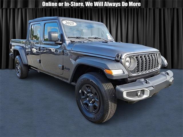 Photo of 2025 Granite Crystal Clearcoat Metallic Jeep Gladiator
