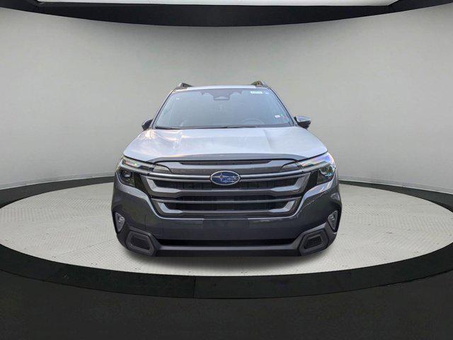 Photo of 2025 Magnetite Gray Metallic Subaru Forester