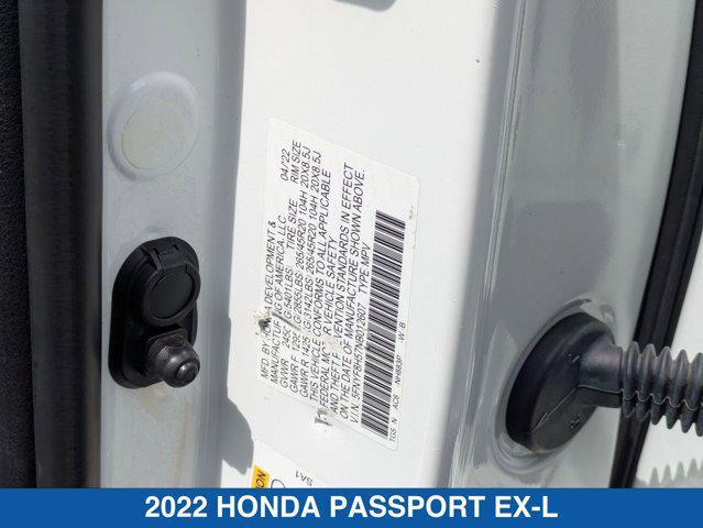 Photo of 2022 Platinum White Pearl Honda Passport