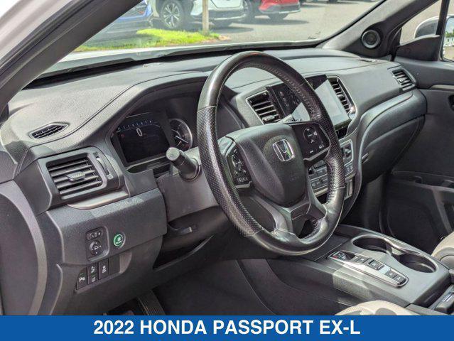 Photo of 2022 Platinum White Pearl Honda Passport