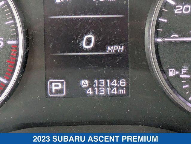 Photo of 2023 Crystal White Pearl Subaru Ascent