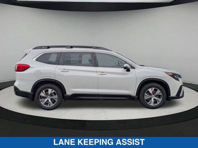 Photo of 2023 Crystal White Pearl Subaru Ascent