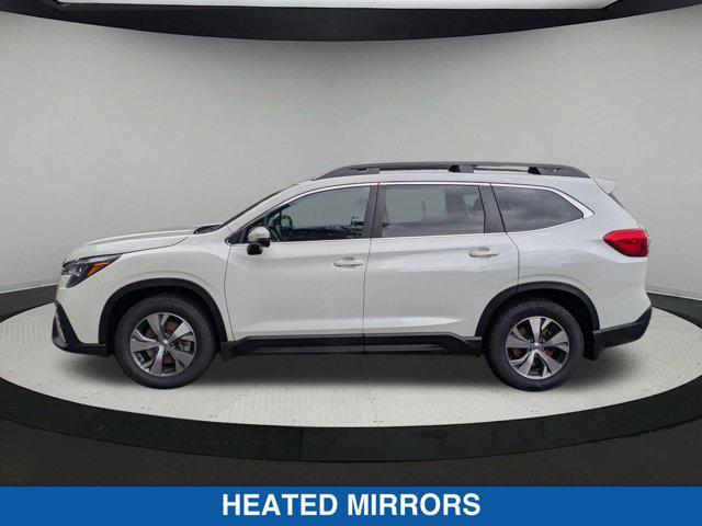 Photo of 2023 Crystal White Pearl Subaru Ascent