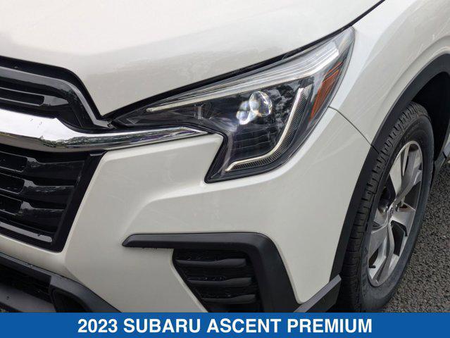 Photo of 2023 Crystal White Pearl Subaru Ascent