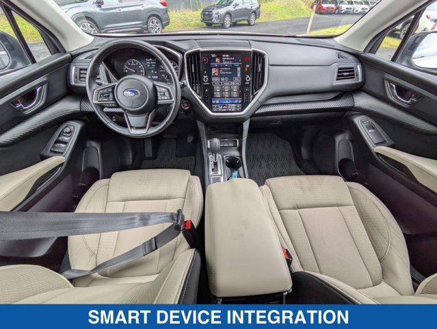 Photo of 2023 Crystal White Pearl Subaru Ascent