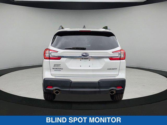 Photo of 2023 Crystal White Pearl Subaru Ascent