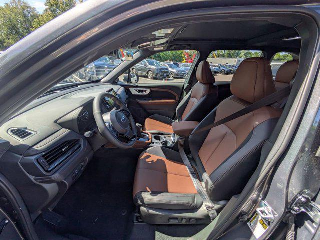 Photo of 2025 Magnetite Gray Metallic Subaru Forester