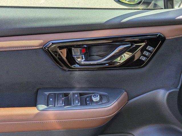 Photo of 2025 Magnetite Gray Metallic Subaru Forester