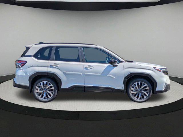 Photo of 2025 Crystal White Pearl Subaru Forester