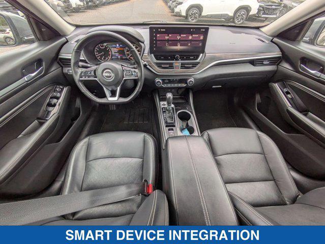 Photo of 2023 Gun Metallic Nissan Altima