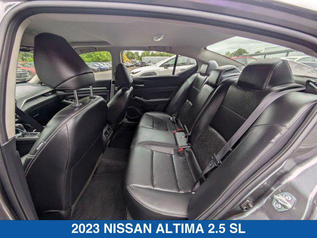 Photo of 2023 Gun Metallic Nissan Altima