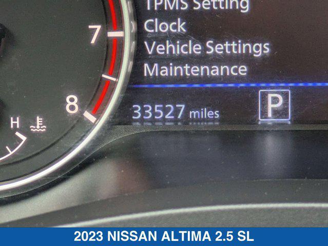 Photo of 2023 Gun Metallic Nissan Altima