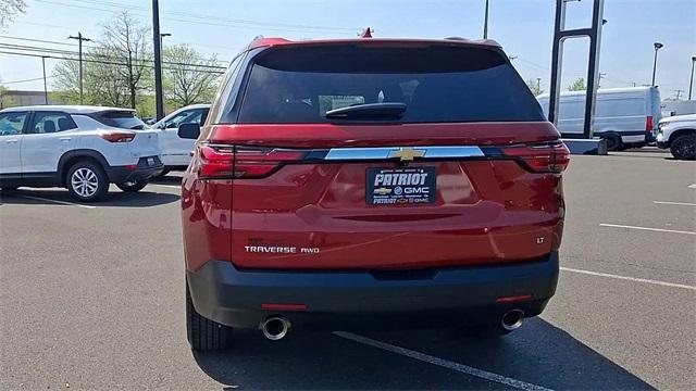 Photo of 2022 Cherry Red Tintcoat Chevrolet Traverse