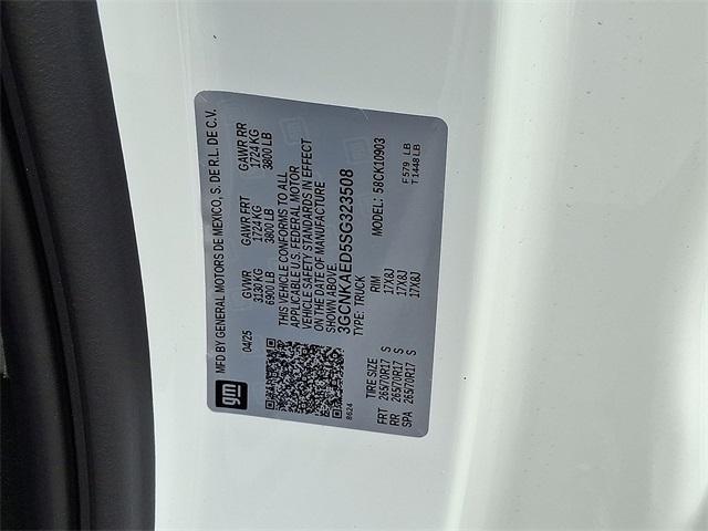 Photo of 2025 Summit White Chevrolet Silverado 1500