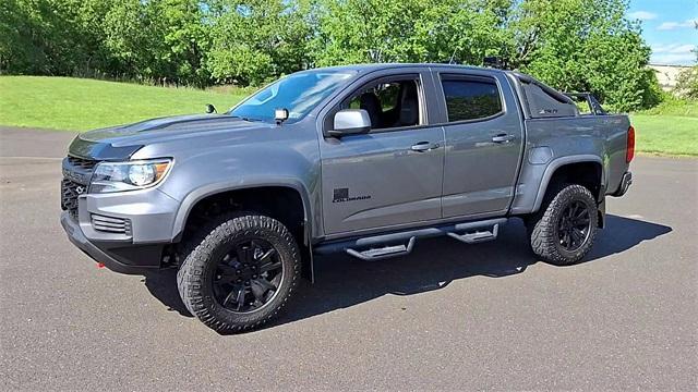 Photo of 2022 Satin Steel Metallic Chevrolet Colorado