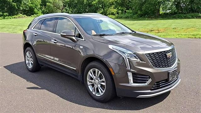 Photo of 2020 Dark Mocha Metallic Cadillac XT5