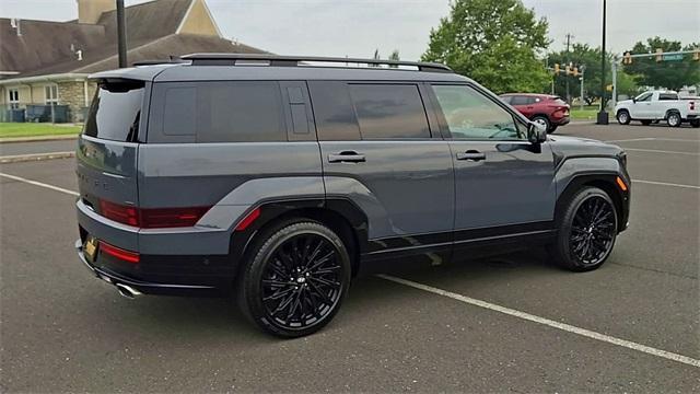Photo of 2024 Gray Hyundai SANTA FE