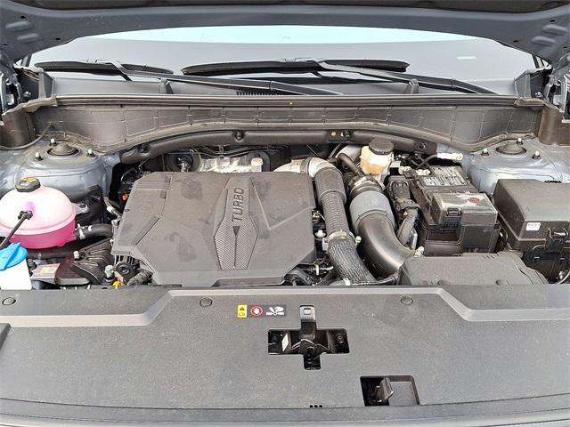 Photo of 2024 Gray Hyundai SANTA FE