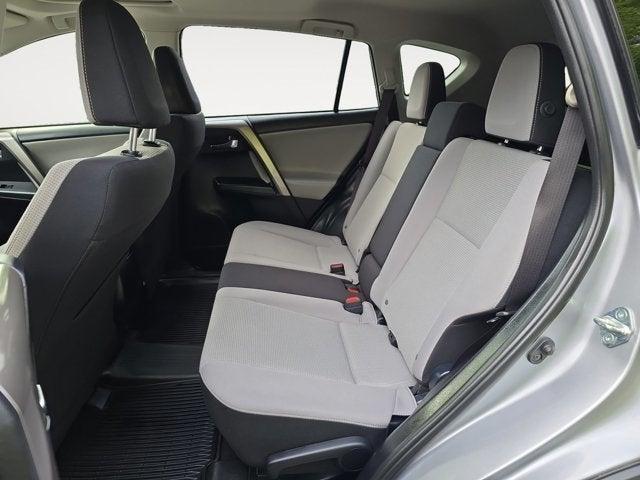 Photo of 2018 Silver Sky Metallic Toyota RAV4