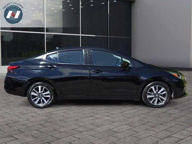 Photo of 2021 Super Black Nissan Versa