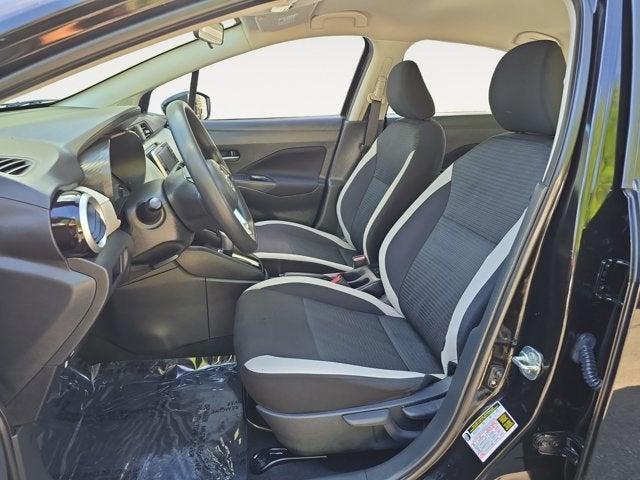 Photo of 2021 Super Black Nissan Versa