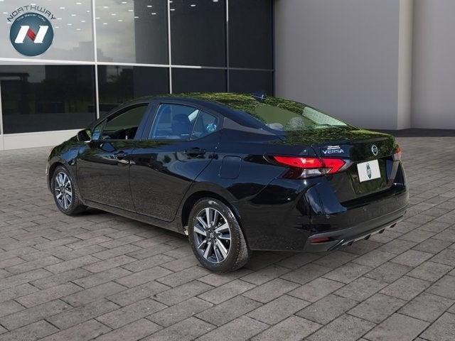 Photo of 2021 Super Black Nissan Versa