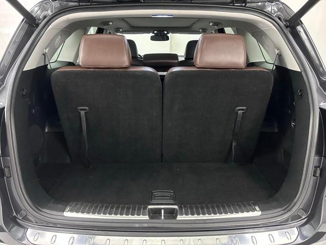 Photo of 2019 Platinum Graphite Kia Sorento