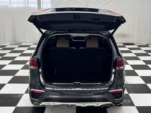 Photo of 2019 Platinum Graphite Kia Sorento