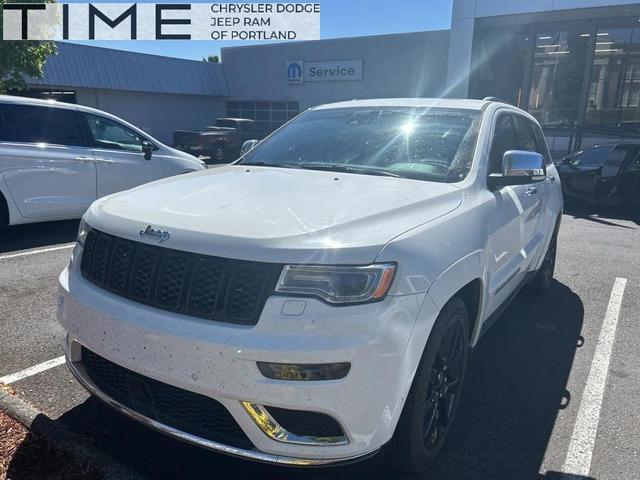 Photo of 2017 Bright White Clearcoat Jeep Grand Cherokee