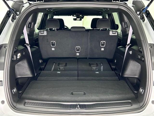 Photo of 2025 Silver Zynith Jeep Grand Cherokee L