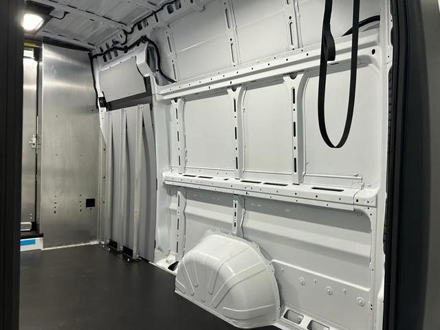 Photo of 2025 Bright White Clearcoat RAM ProMaster 3500