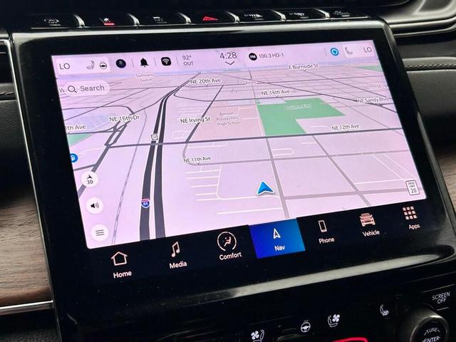 Photo of 2023 Silver Zynith Jeep Grand Cherokee L