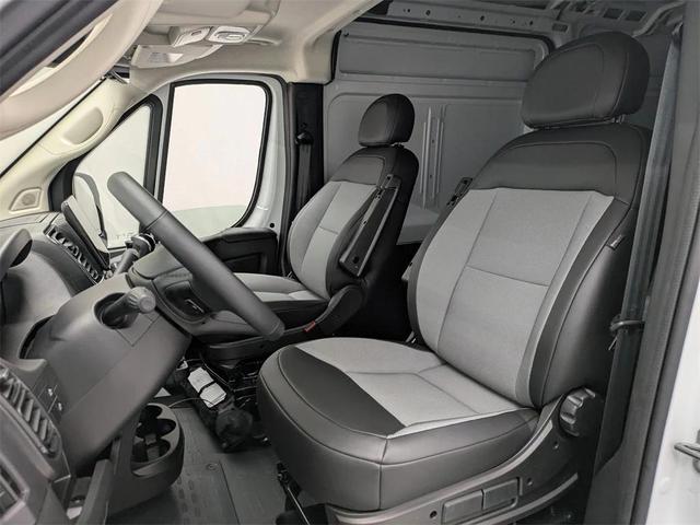 Photo of 2025 Bright White Clearcoat RAM ProMaster 2500