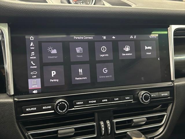Photo of 2021 Silver Porsche Macan