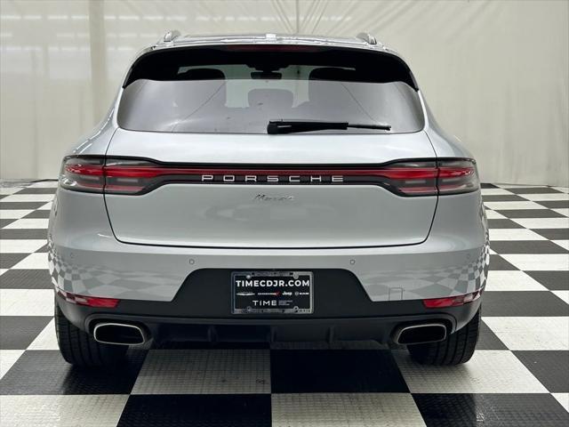 Photo of 2021 Silver Porsche Macan