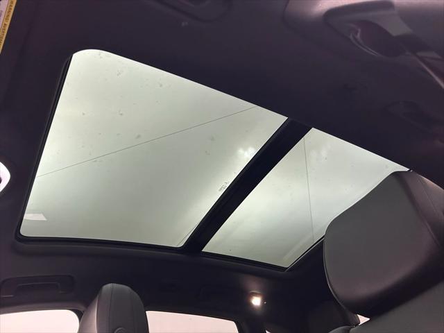Photo of 2021 Silver Porsche Macan