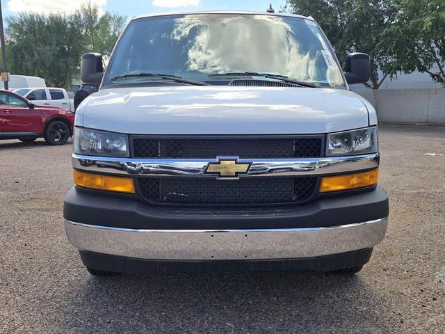 Photo of 2024 Summit White Chevrolet Express 2500