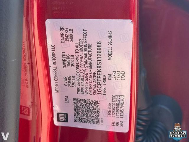Photo of 2025 Radiant Red Tintcoat Chevrolet Colorado